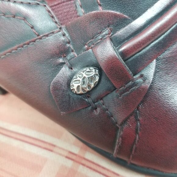 EARTH SHOES. Beautiful LEATHER. SIZE 8 - Picture 9 of 12